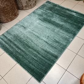 Едноцветен килим Белла 3849 зелен